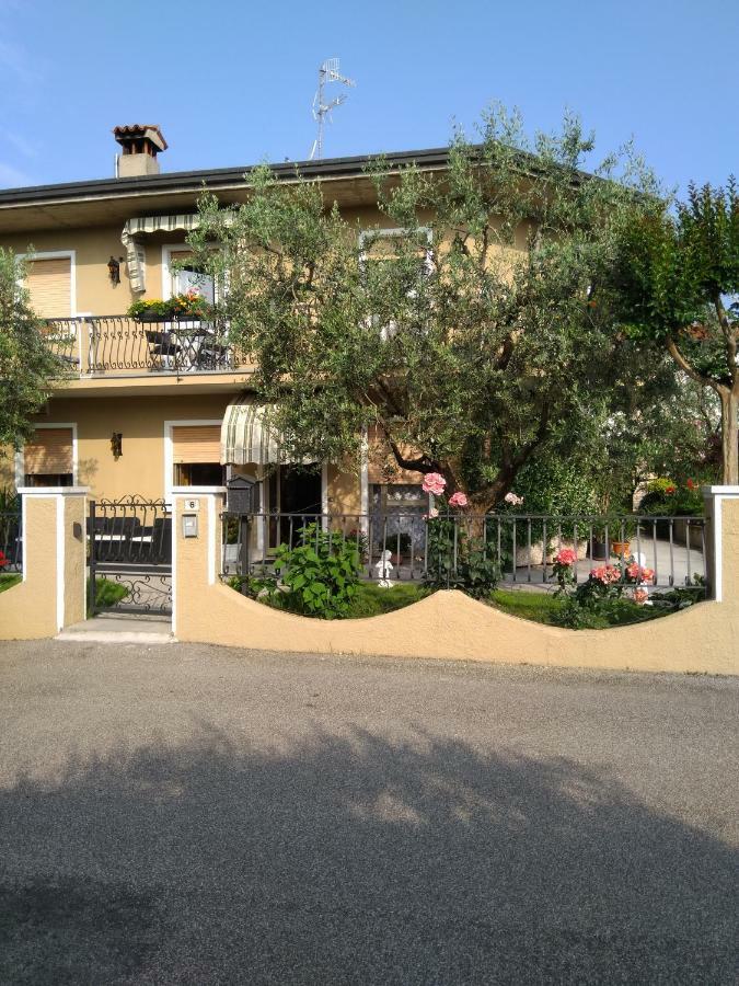 Casa Patty Villa Sirmione Exterior photo